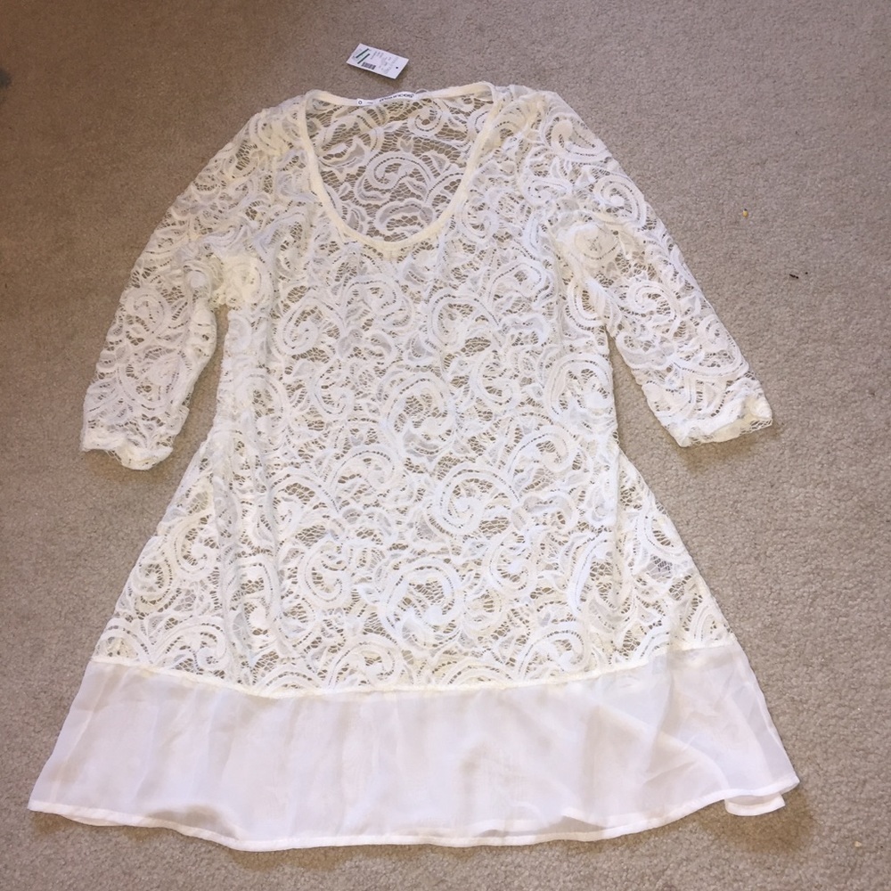 NWT Maurice’s women’s top size 0